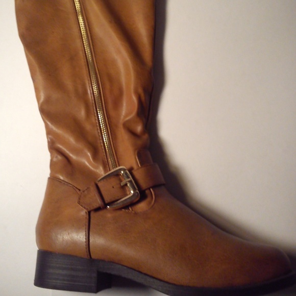 Ladies Knee high Boots *MAKE AN OFFER* - Picture 1 of 7